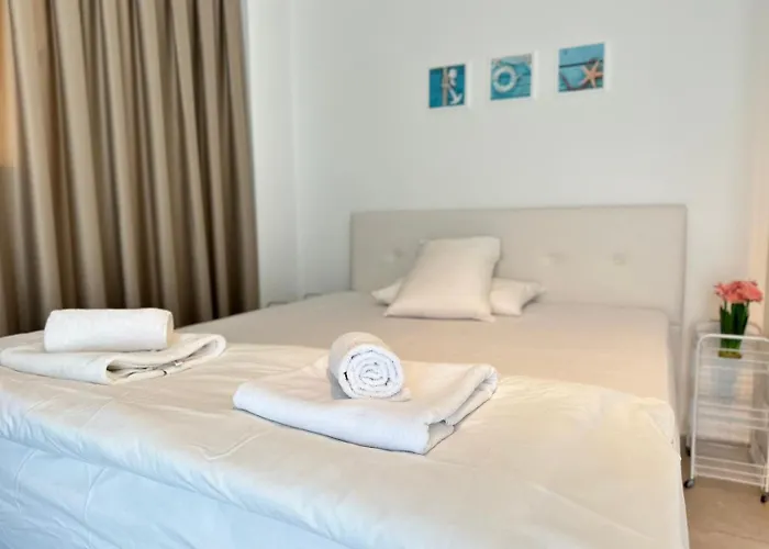 Daire Royal Life Posedion 162 Luxury Sea View By Myguest Cyprus