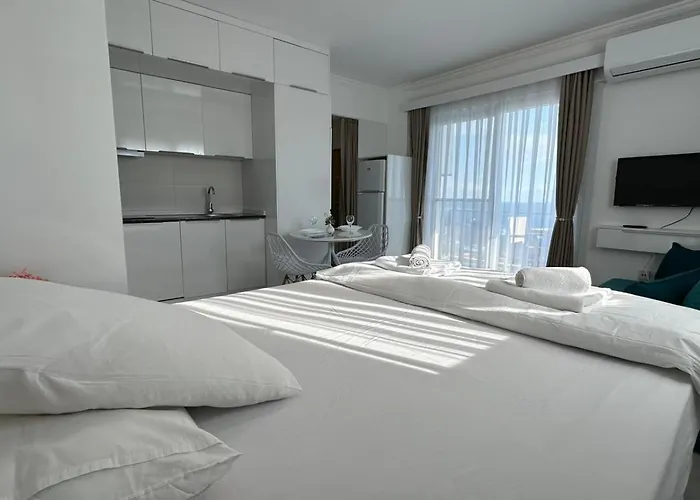 Royal Life Posedion 162 Luxury Sea View By Myguest Cyprus